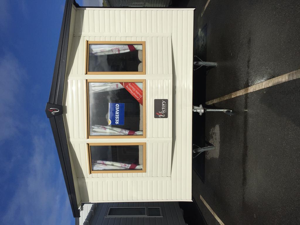 Ladyevelyn Hotel New Quay Buitenkant foto